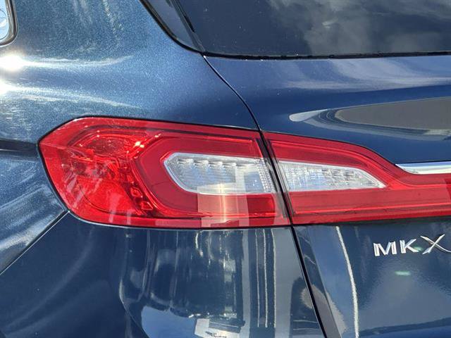 Used 2017 Lincoln MKX Reserve w/ Lincoln MKX Climate Package AWD/4WD image 30