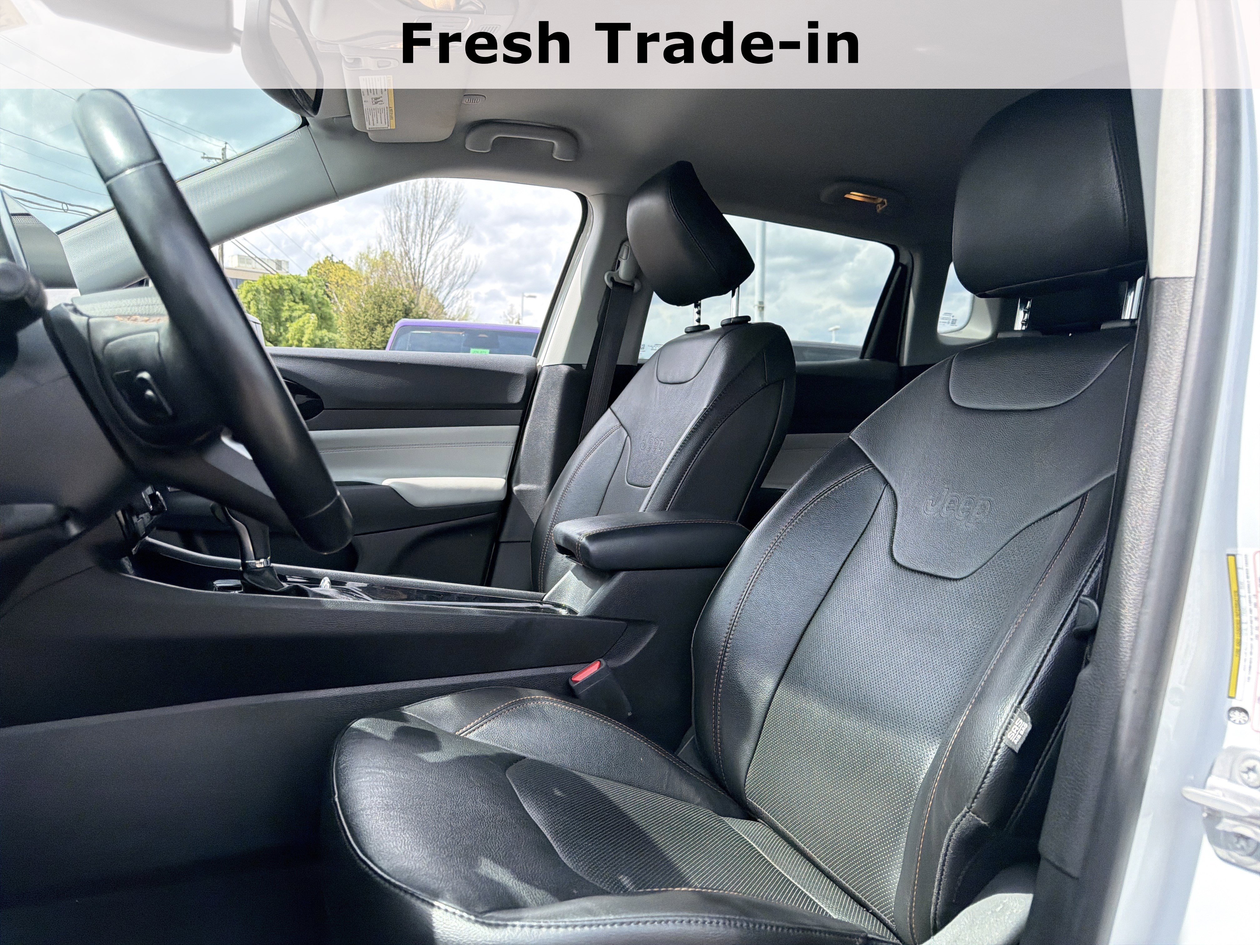 Used 2022 Jeep Compass Limited image 15