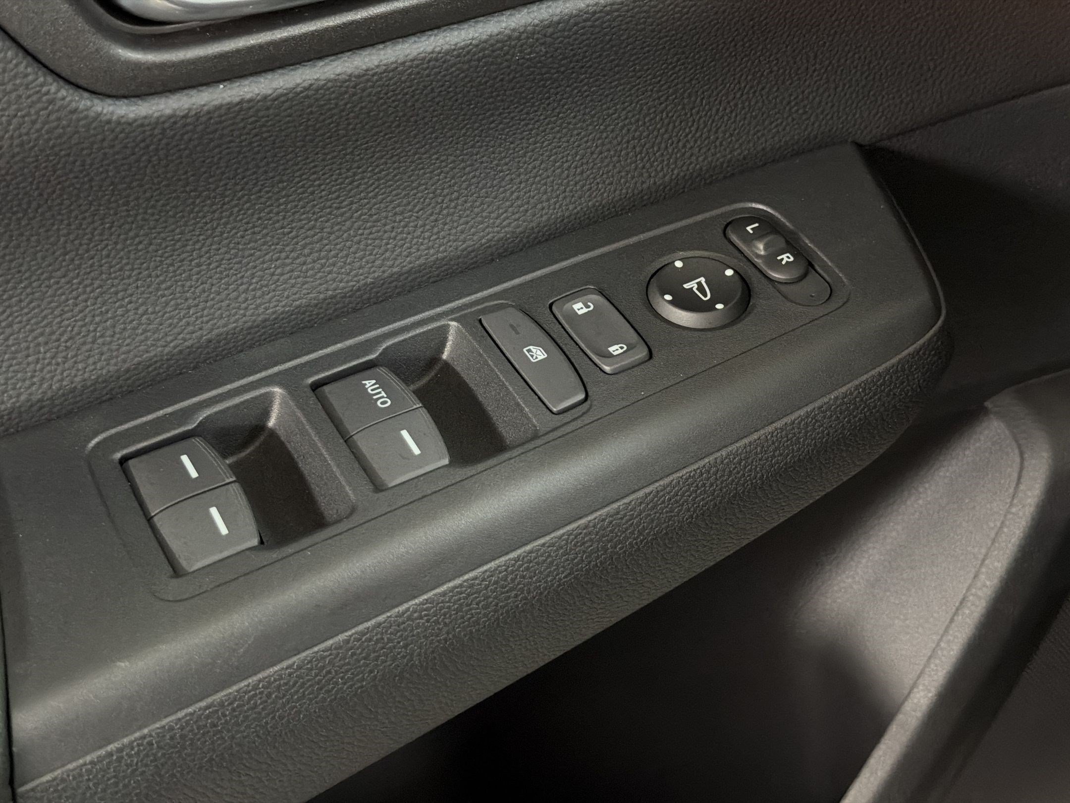 Certified 2025 Honda CR-V LX image 14
