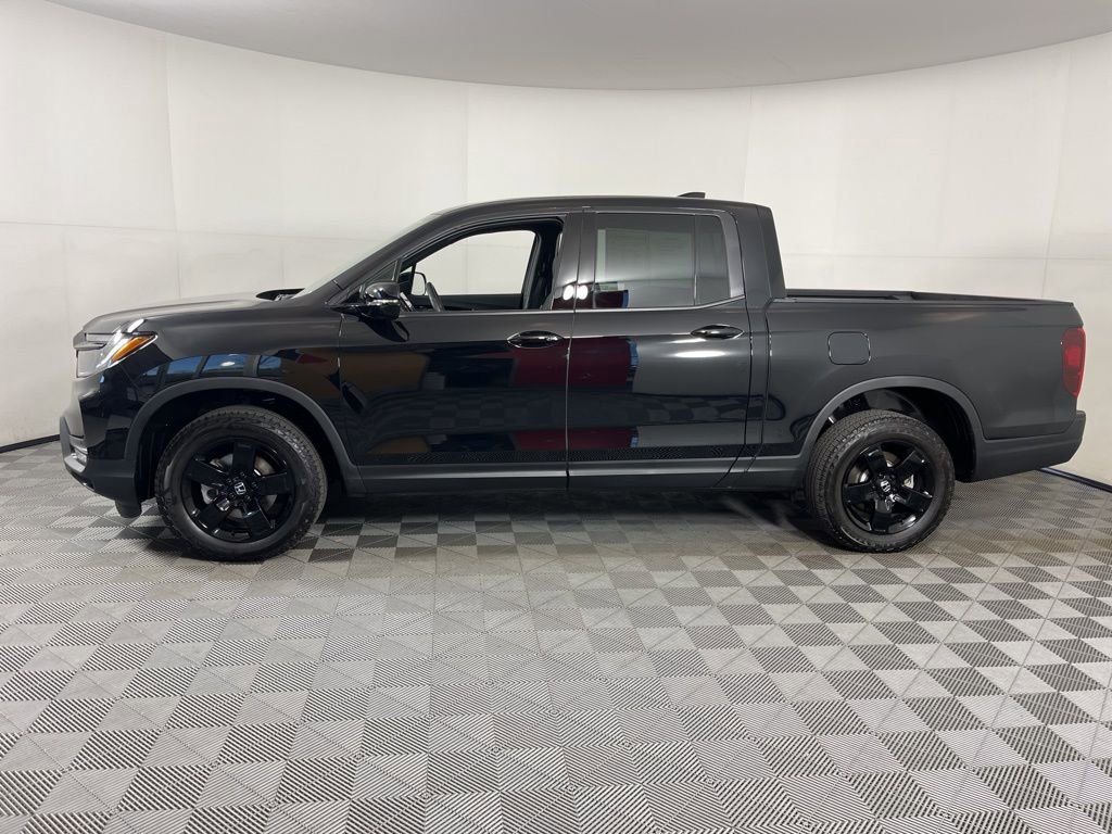 Certified 2025 Honda Ridgeline Black Edition image 2