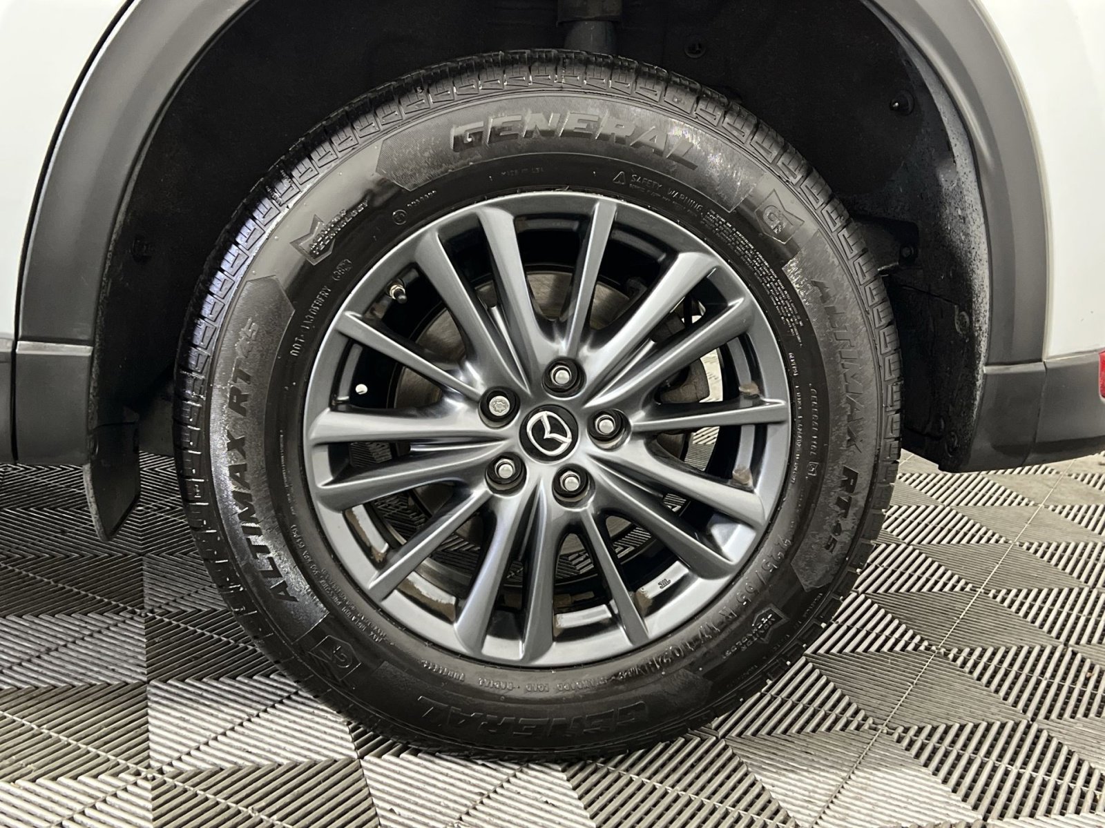 Used 2019 MAZDA CX-5 Sport image 12