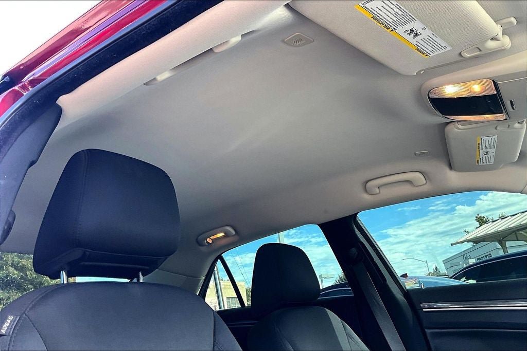 Used 2019 Chrysler 300 Touring w/ Sport Appearance Package RWD image 24