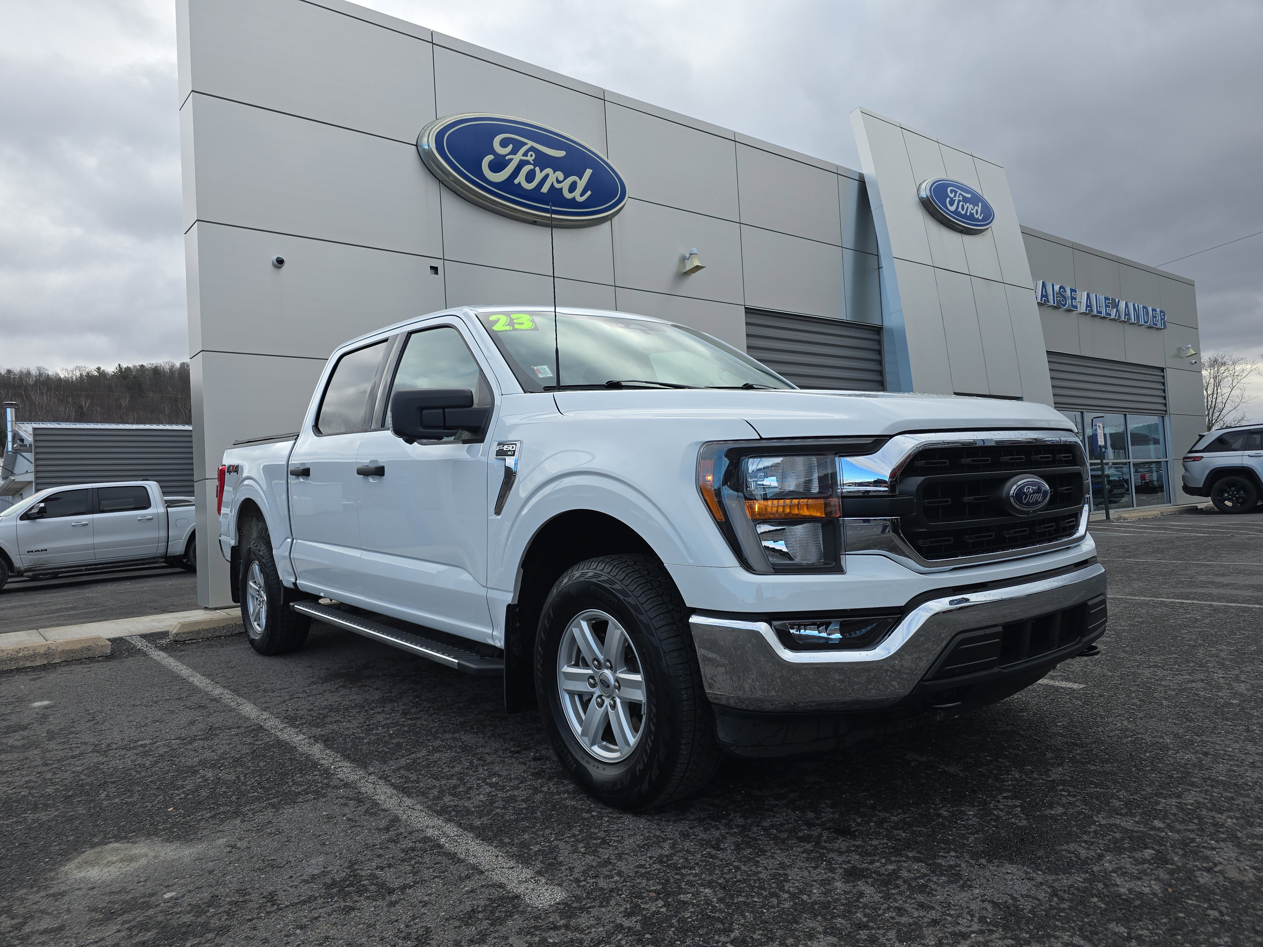 Used 2023 Ford F150 XLT w/ Equipment Group 301A Mid