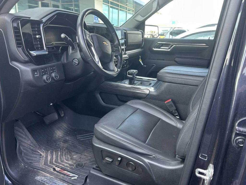 Used 2023 Chevrolet Silverado 1500 LTZ image 4