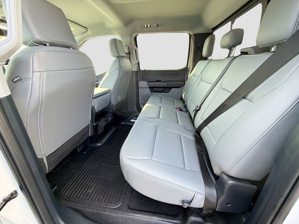 New 2026 Ford F550 4x4 Crew Cab image 19