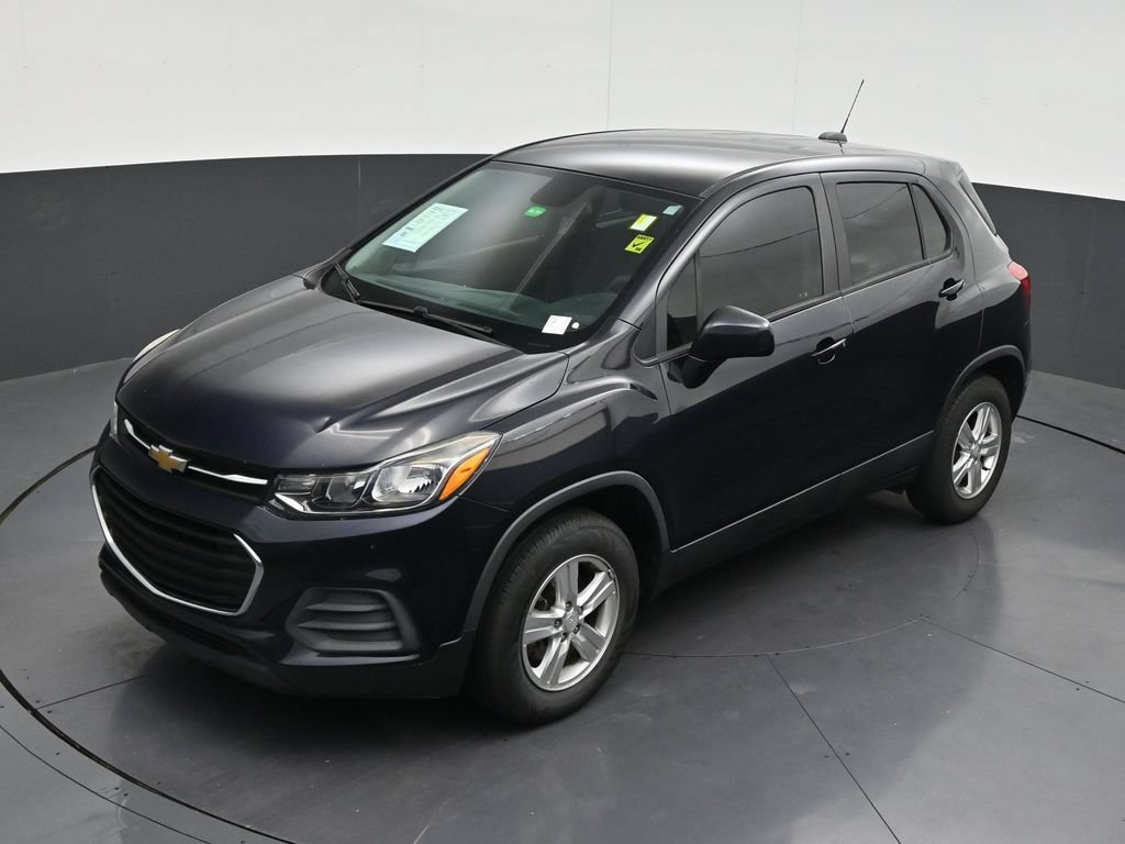 Used 2022 Chevrolet Trax LS AWD/4WD image 15