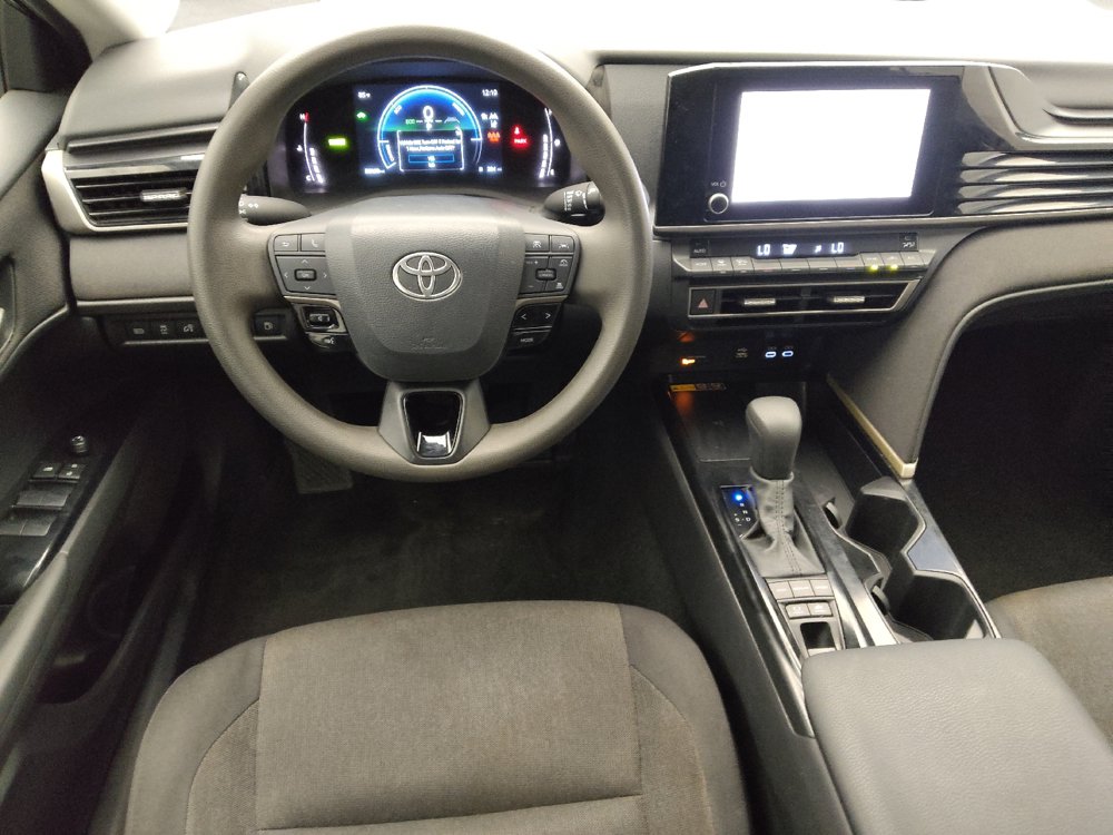Used 2025 Toyota Camry LE FWD image 22
