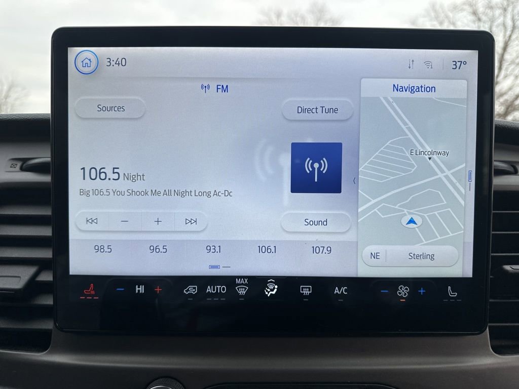 Used 2022 Ford Transit 350 XLT image 38