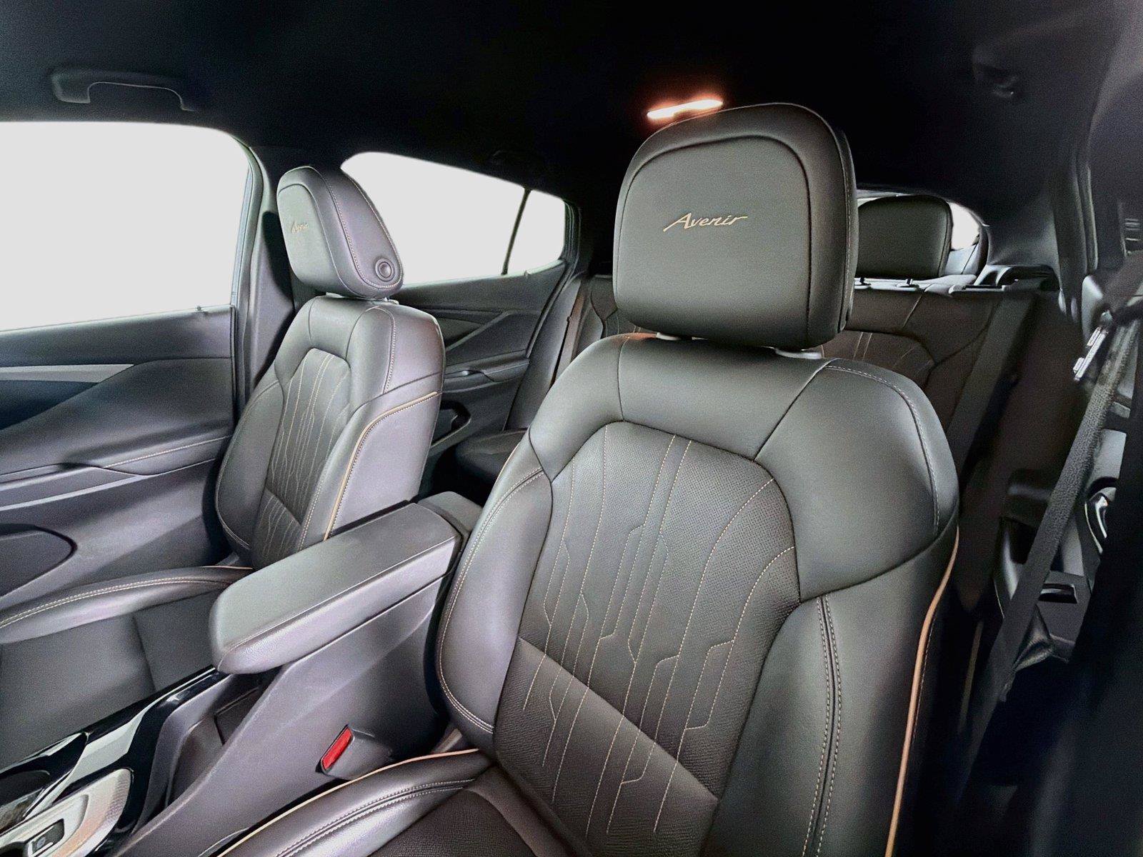 Used 2025 Buick Envista Avenir FWD image 19