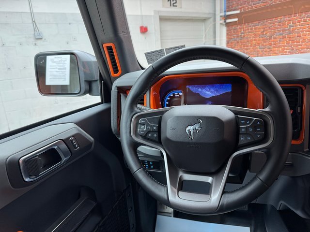 Used 2024 Ford Bronco Everglades image 13