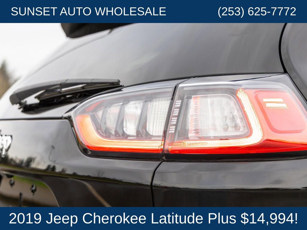 Used 2019 Jeep Cherokee Latitude Plus image 22