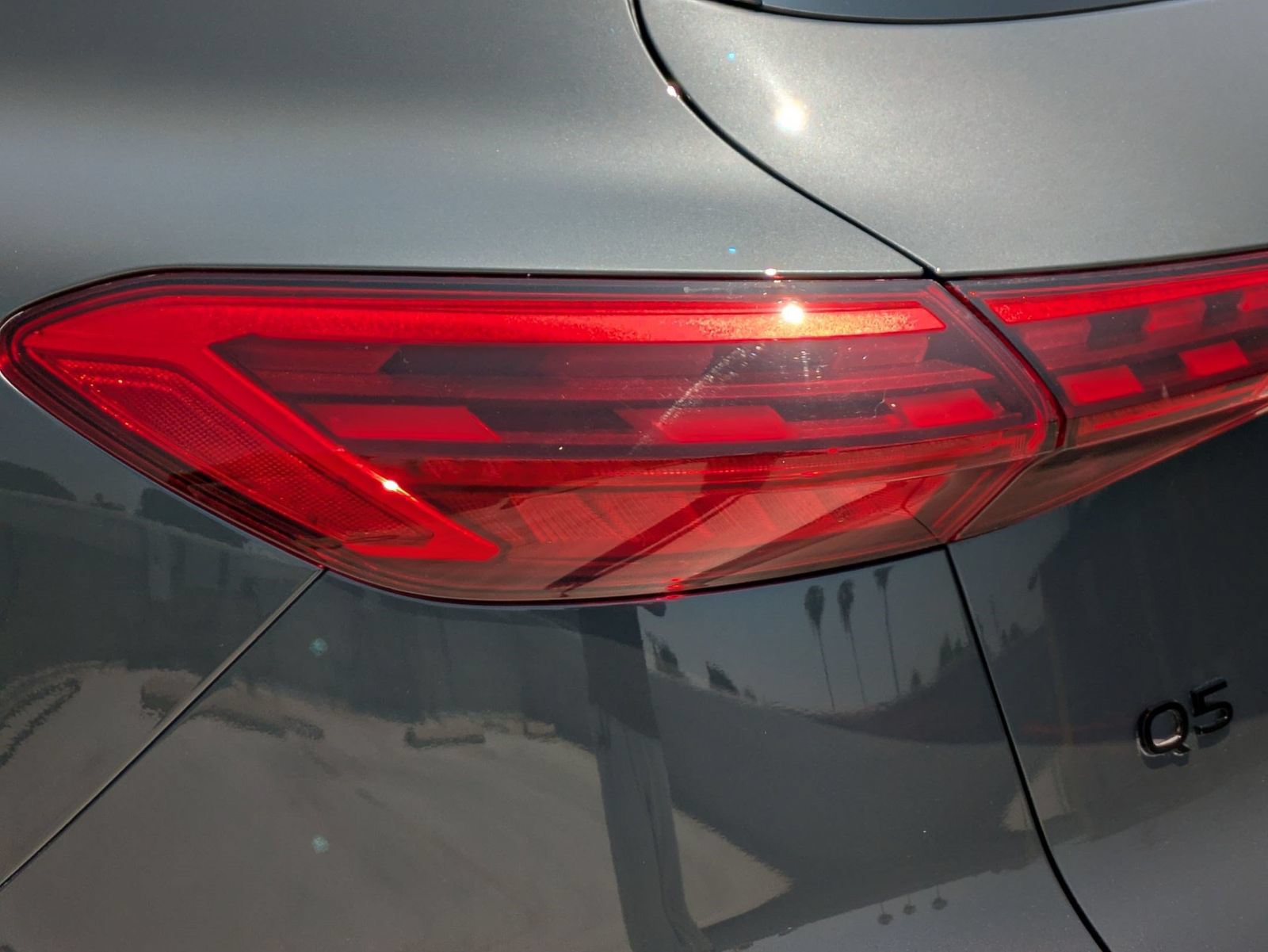 Used 2025 Audi Q5 Premium Plus w/ Premium Plus AWD/4WD image 18