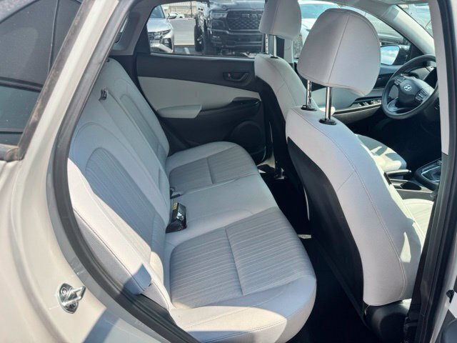 Used 2023 Hyundai Kona SEL FWD image 22
