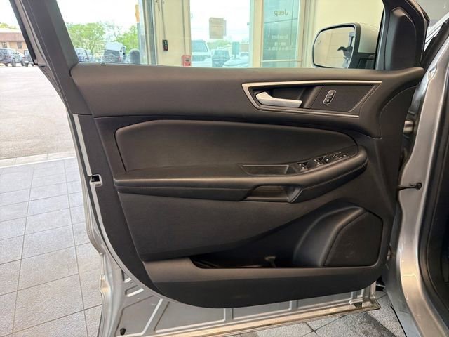 Used 2021 Ford Edge SEL w/ Convenience Package AWD/4WD image 25