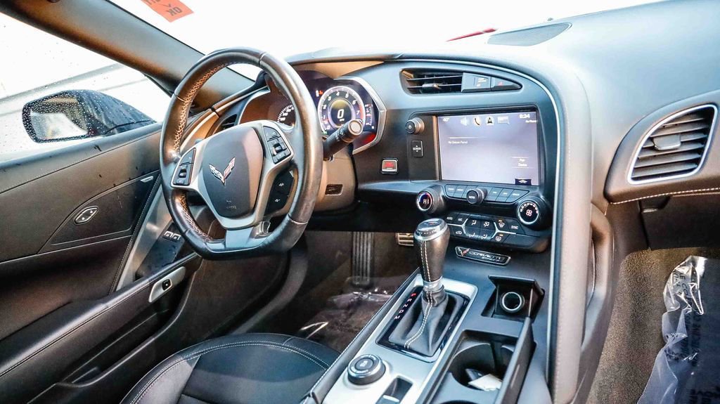 Used 2016 Chevrolet Corvette Stingray Coupe w/ Carbon Flash Badge Package image 15