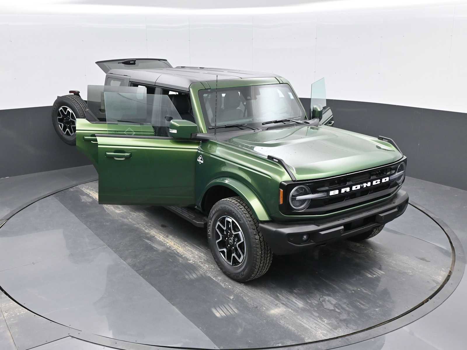 New 2024 Ford Bronco Outer Banks image 37