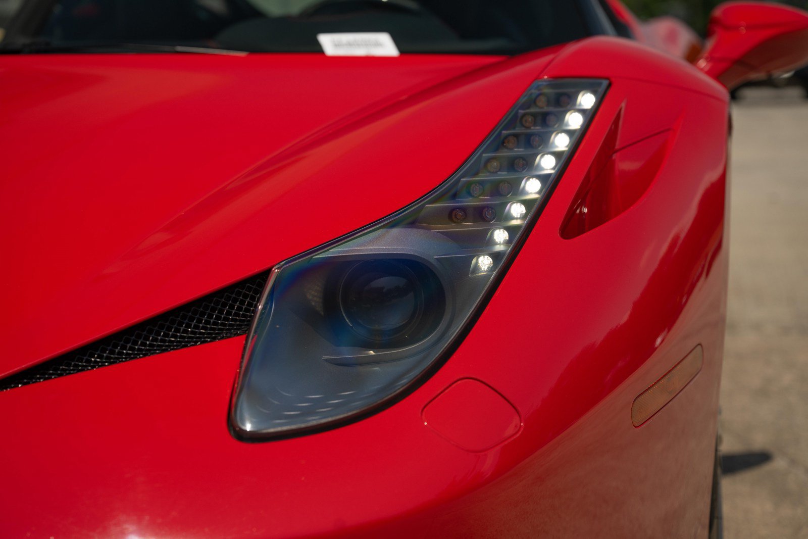 Used 2012 Ferrari 458 Italia Coupe RWD image 11