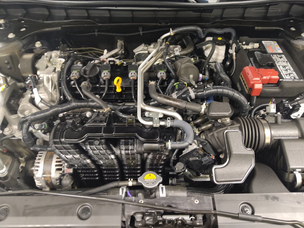 Used 2024 Nissan Altima 2.5 SV AWD/4WD image 30