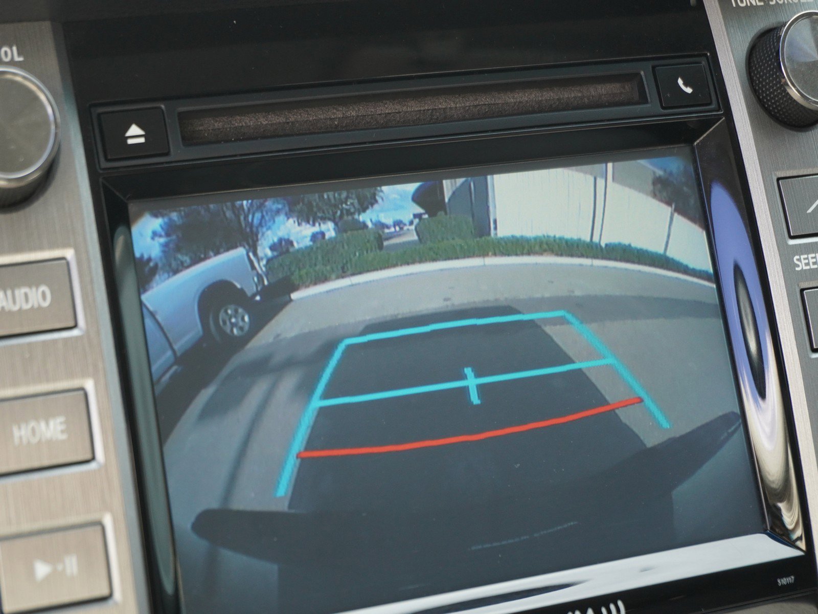 Used 2017 Toyota Tundra SR5 image 28