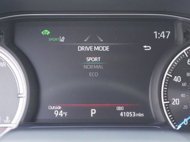 Used 2023 Toyota Venza Nightshade AWD/4WD image 42