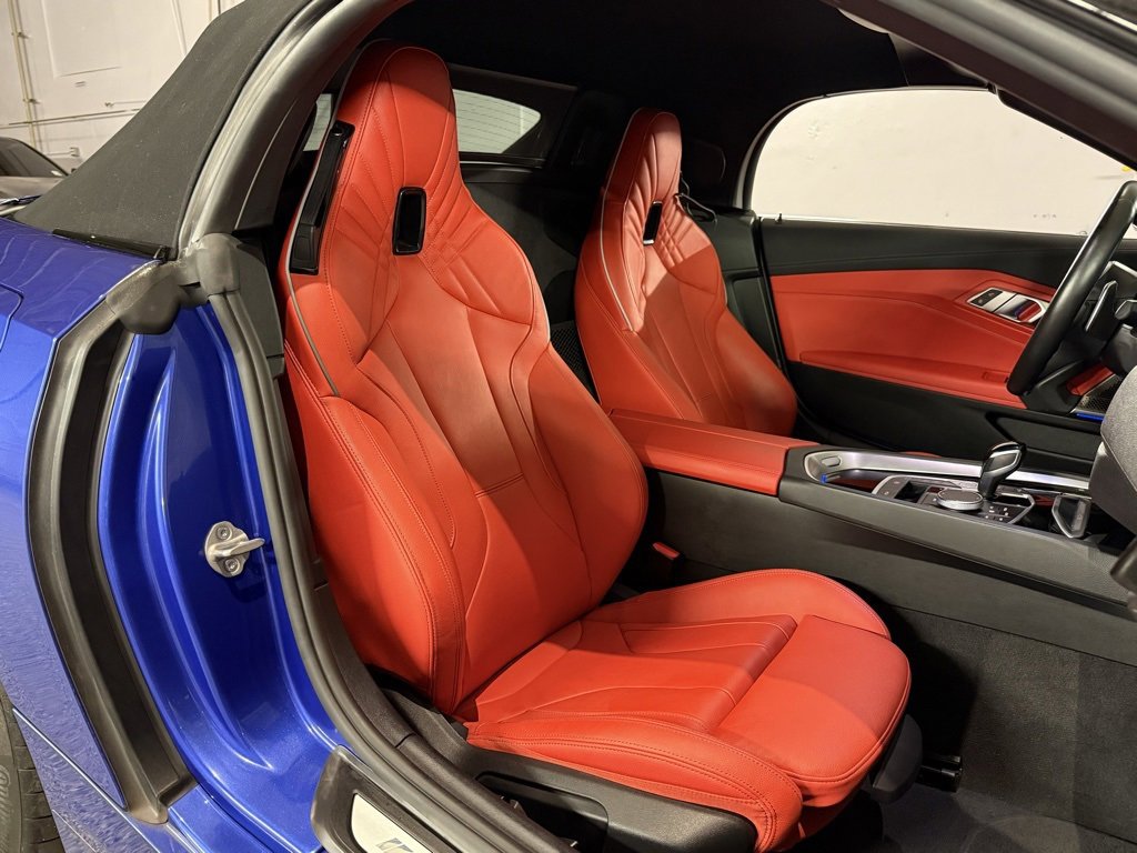 Used 2024 BMW Z4 M40i w/ Premium Package image 35