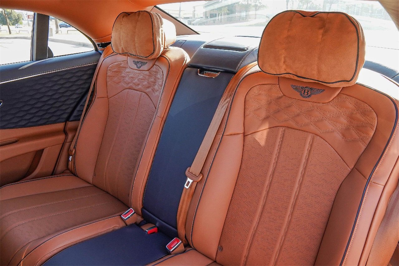 New 2026 Bentley Flying Spur Plug-In Hybrid image 39