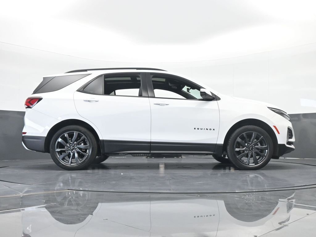 Used 2022 Chevrolet Equinox RS w/ Infotainment Package image 69