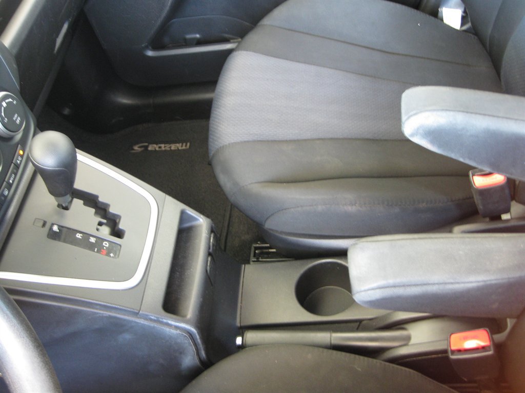 Used 2015 MAZDA MAZDA5 Sport FWD image 21
