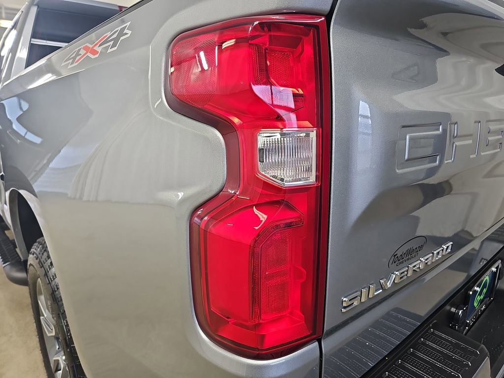 Certified 2024 Chevrolet Silverado 1500 RST w/ Convenience Package II image 39