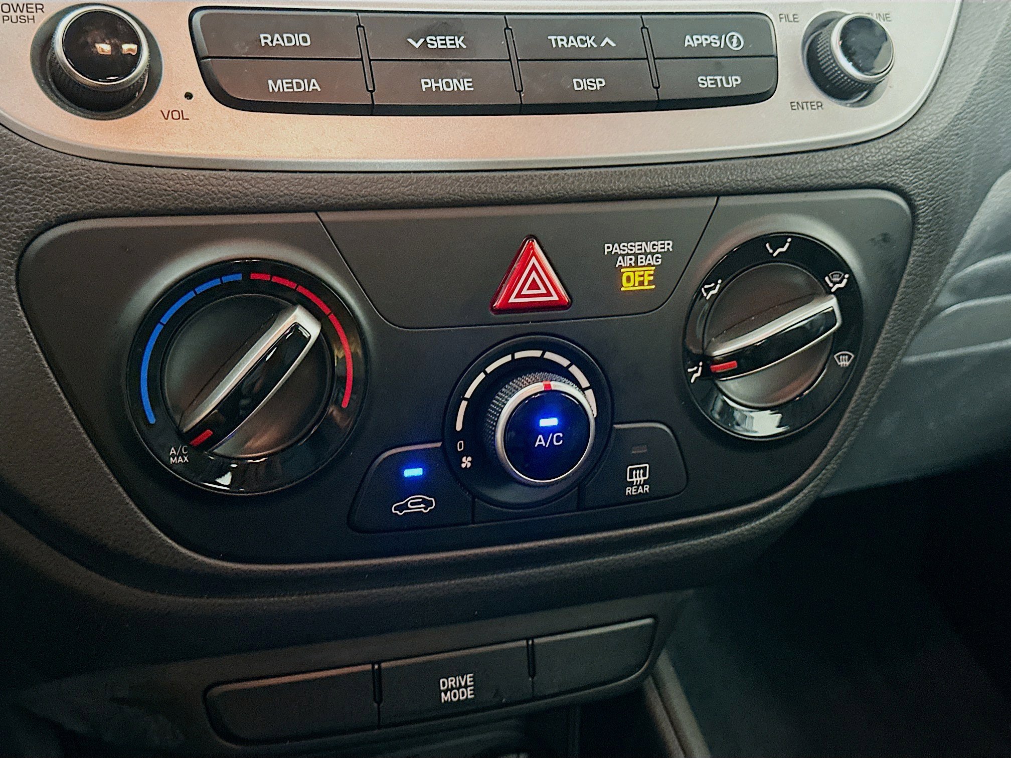 Used 2022 Hyundai Accent SEL FWD image 22