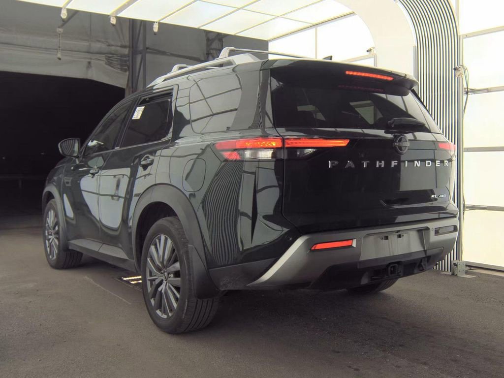 Certified 2025 Nissan Pathfinder SL w/ SL Premium Package image 6
