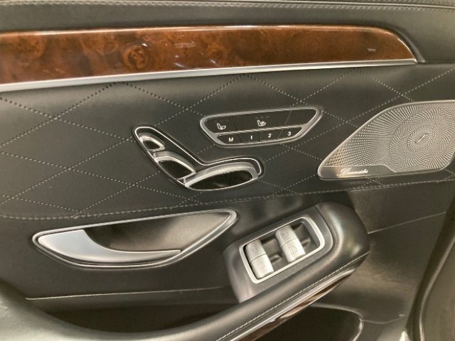 Used 2018 Mercedes-Benz S 560 4MATIC Sedan image 38