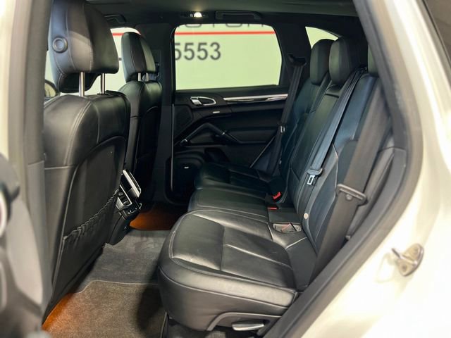 Used 2014 Porsche Cayenne Diesel AWD/4WD image 24