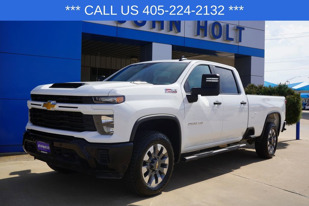Used 2025 Chevrolet Silverado 2500 Custom w/ Custom Value Package image 1