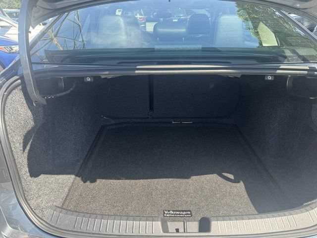 Used 2023 Volkswagen Jetta SE w/ Panoramic Sunroof Package FWD image 34