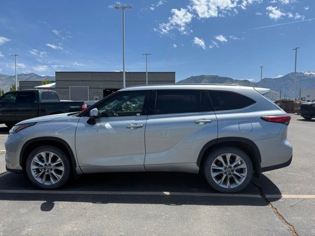 Used 2021 Toyota Highlander Limited