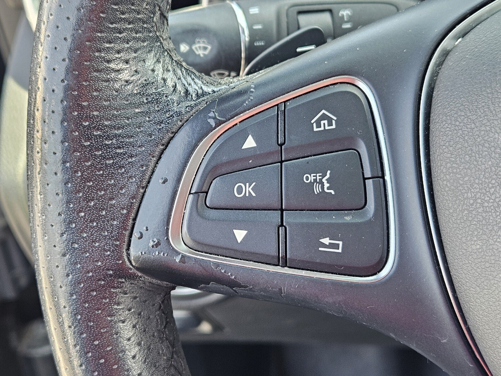 Used 2018 Mercedes-Benz GLC 300 image 27