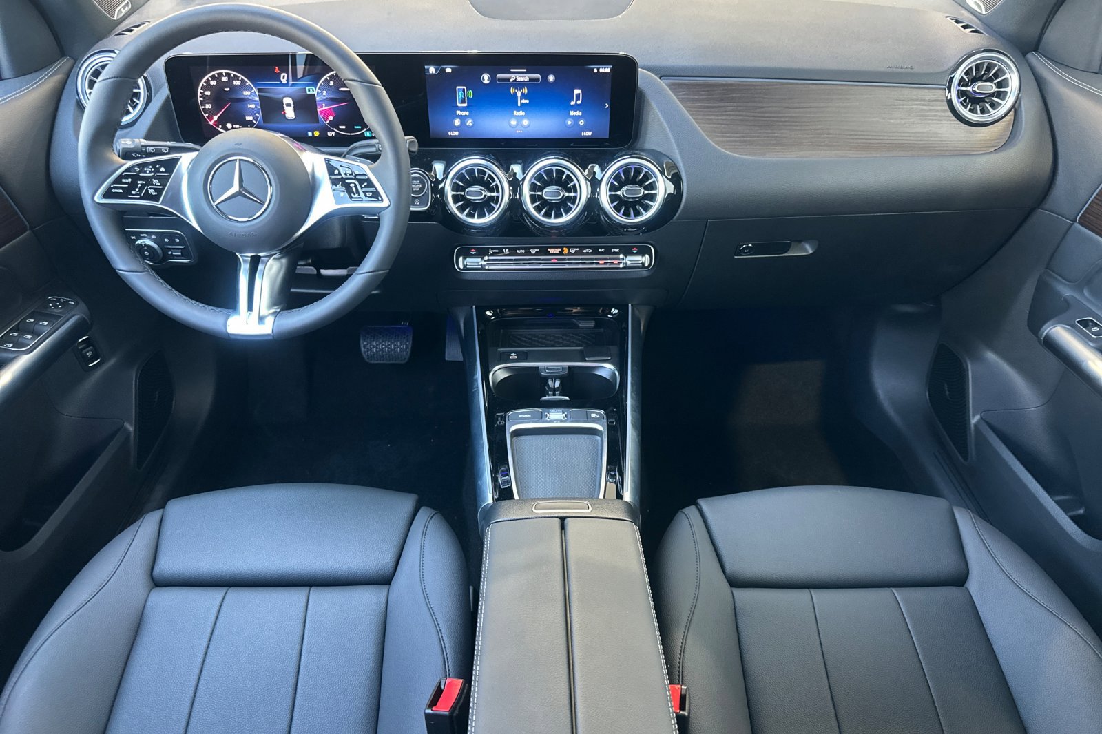 New 2025 Mercedes-Benz GLA 250 250 image 13