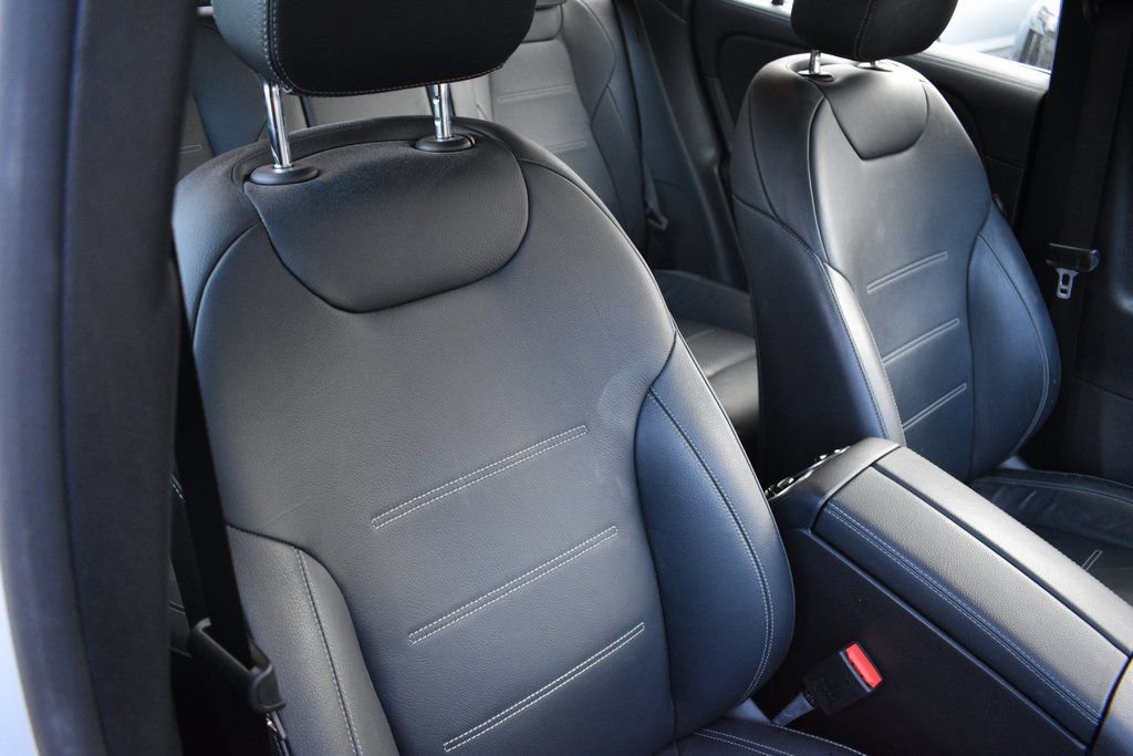 Used 2022 Mercedes-Benz GLA 35 AMG 4MATIC image 26