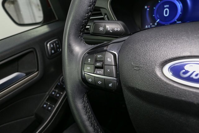 Used 2022 Ford Escape SEL w/ Technology Package image 31