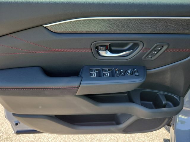New 2026 Honda Pilot Black Edition image 8