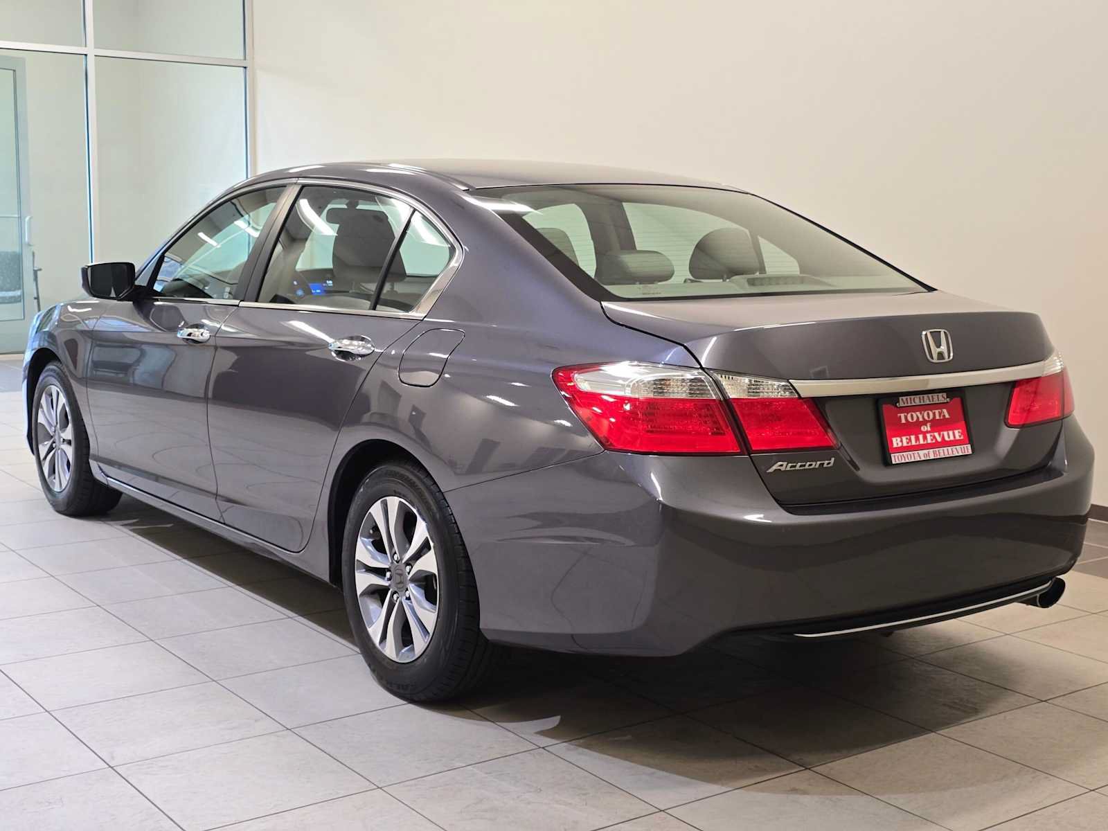 Used 2014 Honda Accord LX image 4