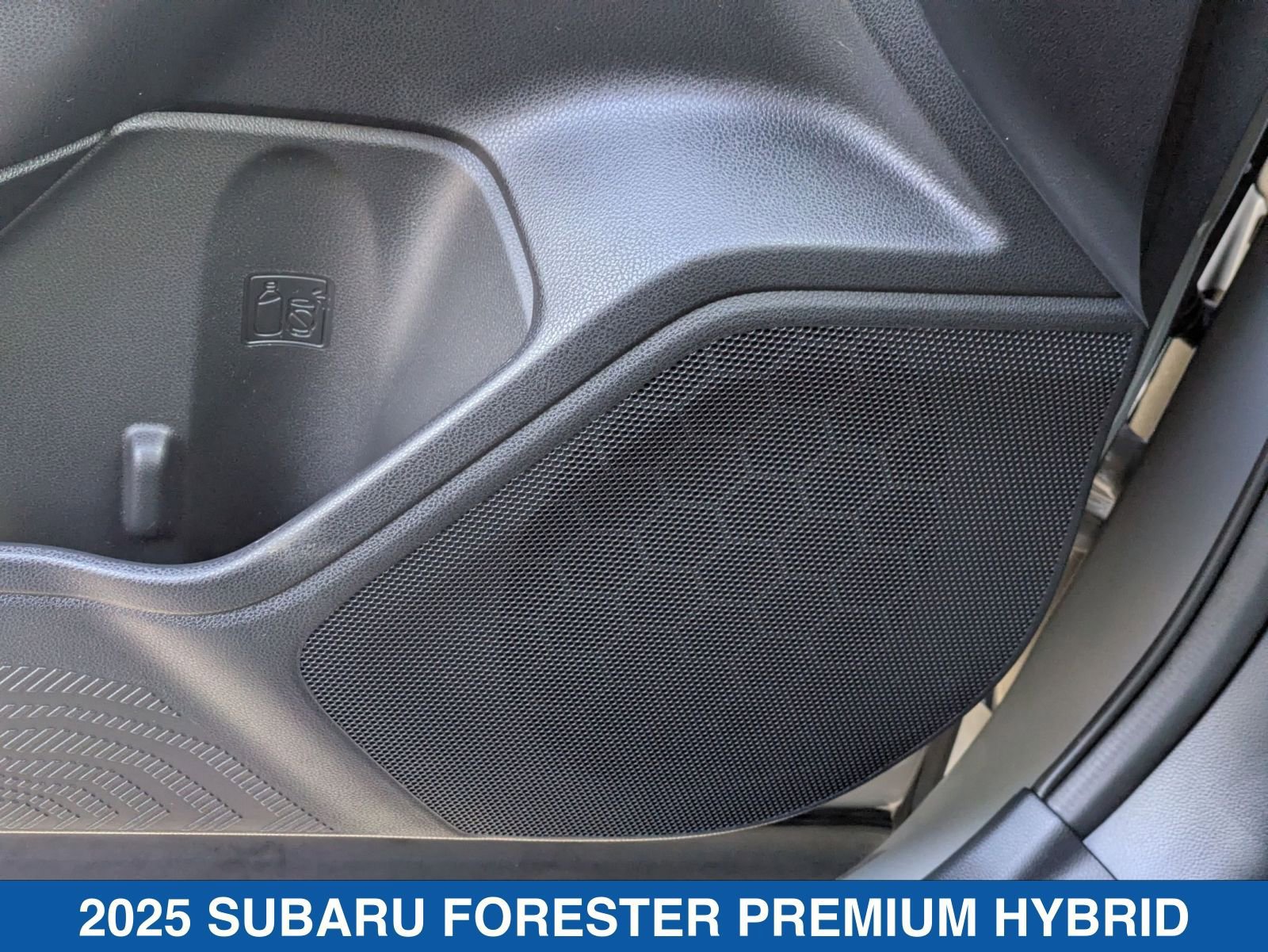 Certified 2025 Subaru Forester Premium AWD/4WD image 14
