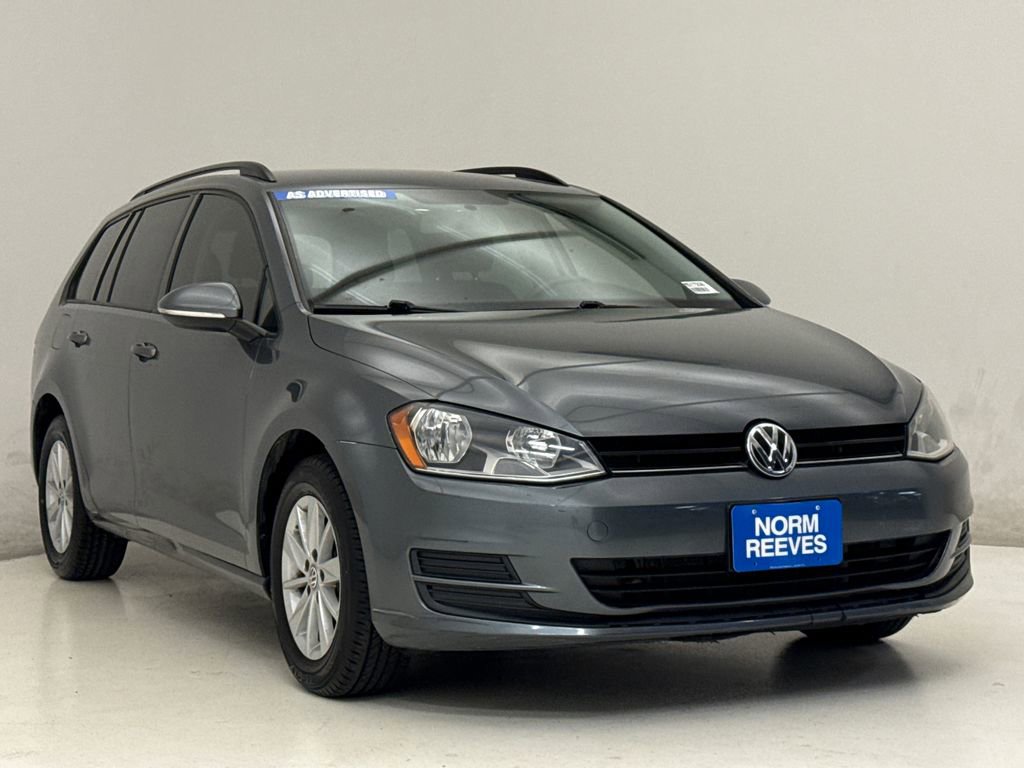 Used 2016 Volkswagen Golf S image 4