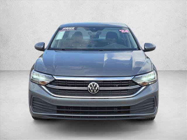 Used 2024 Volkswagen Jetta S FWD image 2