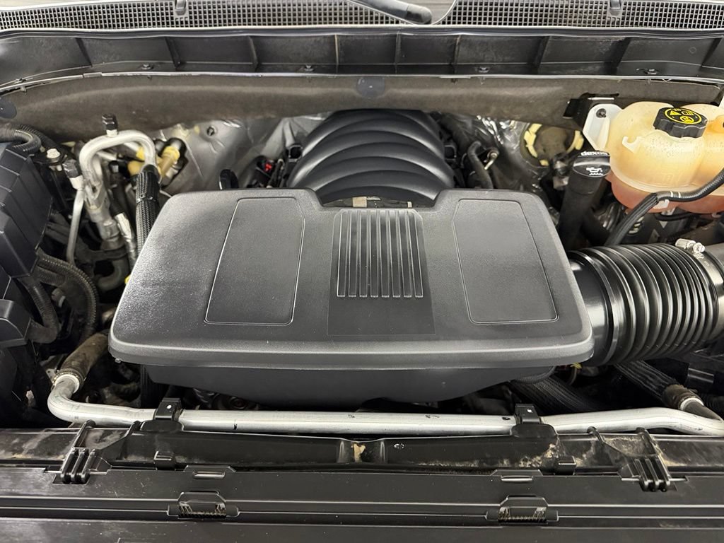 Used 2021 Chevrolet Suburban Z71 AWD/4WD image 35