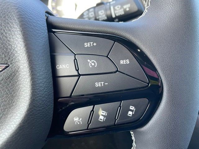 New 2026 Chrysler Pacifica Select w/ S Appearance Package image 16