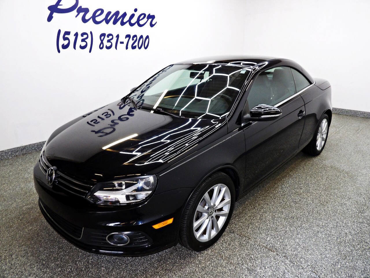 Used 2013 Volkswagen Eos image 1