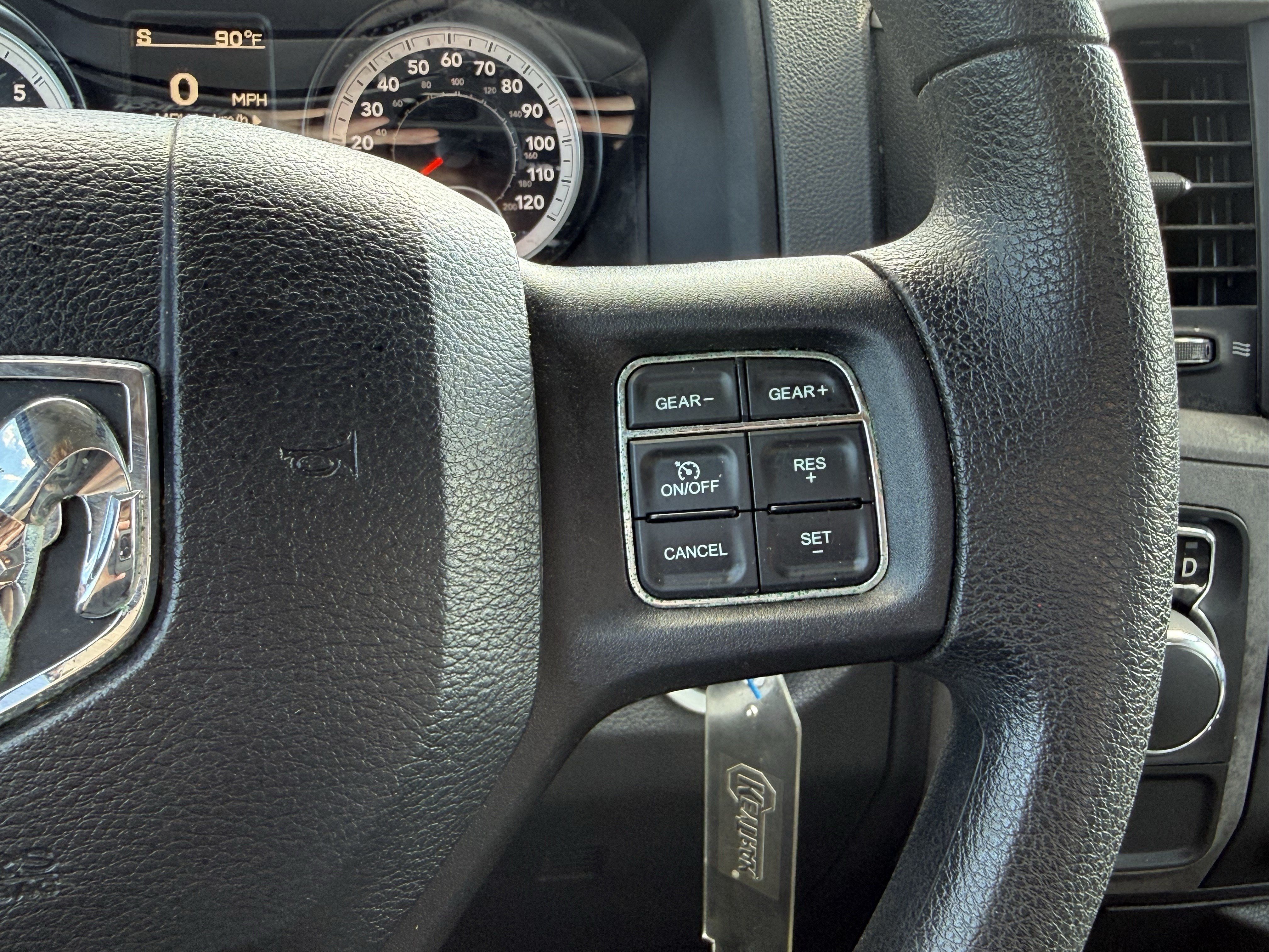 Used 2015 RAM 1500 Express RWD image 18