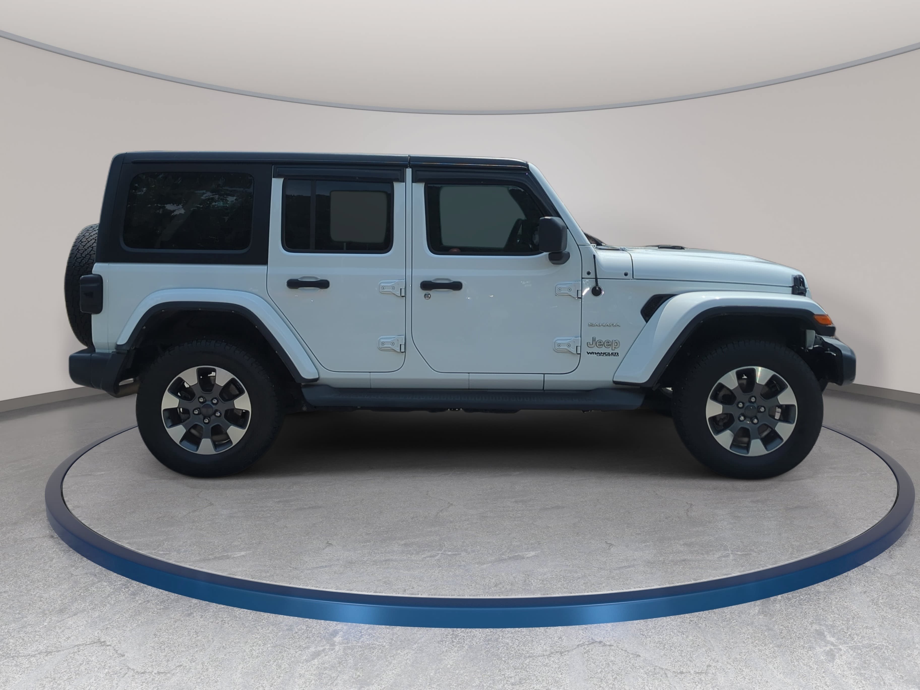Used 2021 Jeep Wrangler Unlimited Sahara AWD/4WD image 4